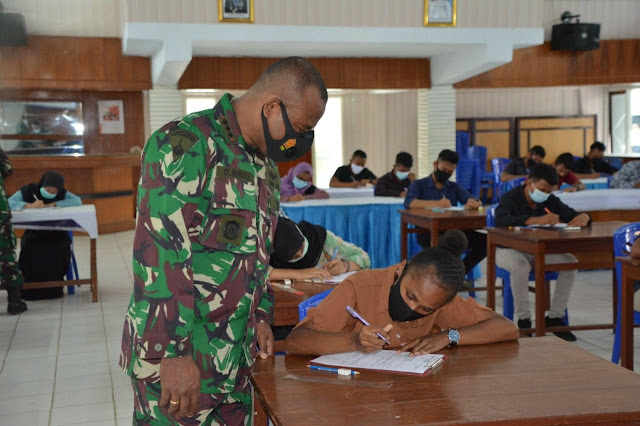 Lantamal X Adakan Pembinaan Psikologi Kepada Putra Putri Papua