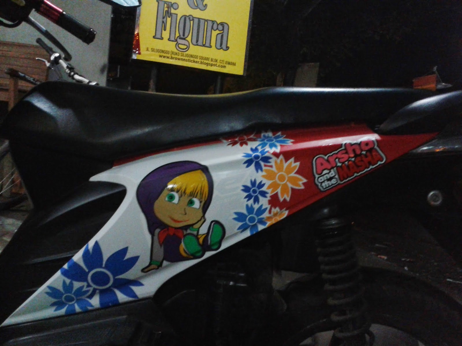 BROWNN EXOTIC Beat Cutting Sticker Kartun Extreme