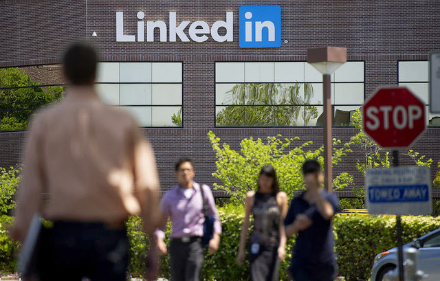 LinkedIn Accused of Hacking Customers Email Address Books