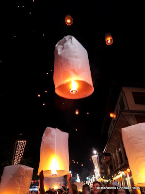 YEE PENG, FESTIVAL DE LAS LINTERNAS. Chiang Mai, Tailandia