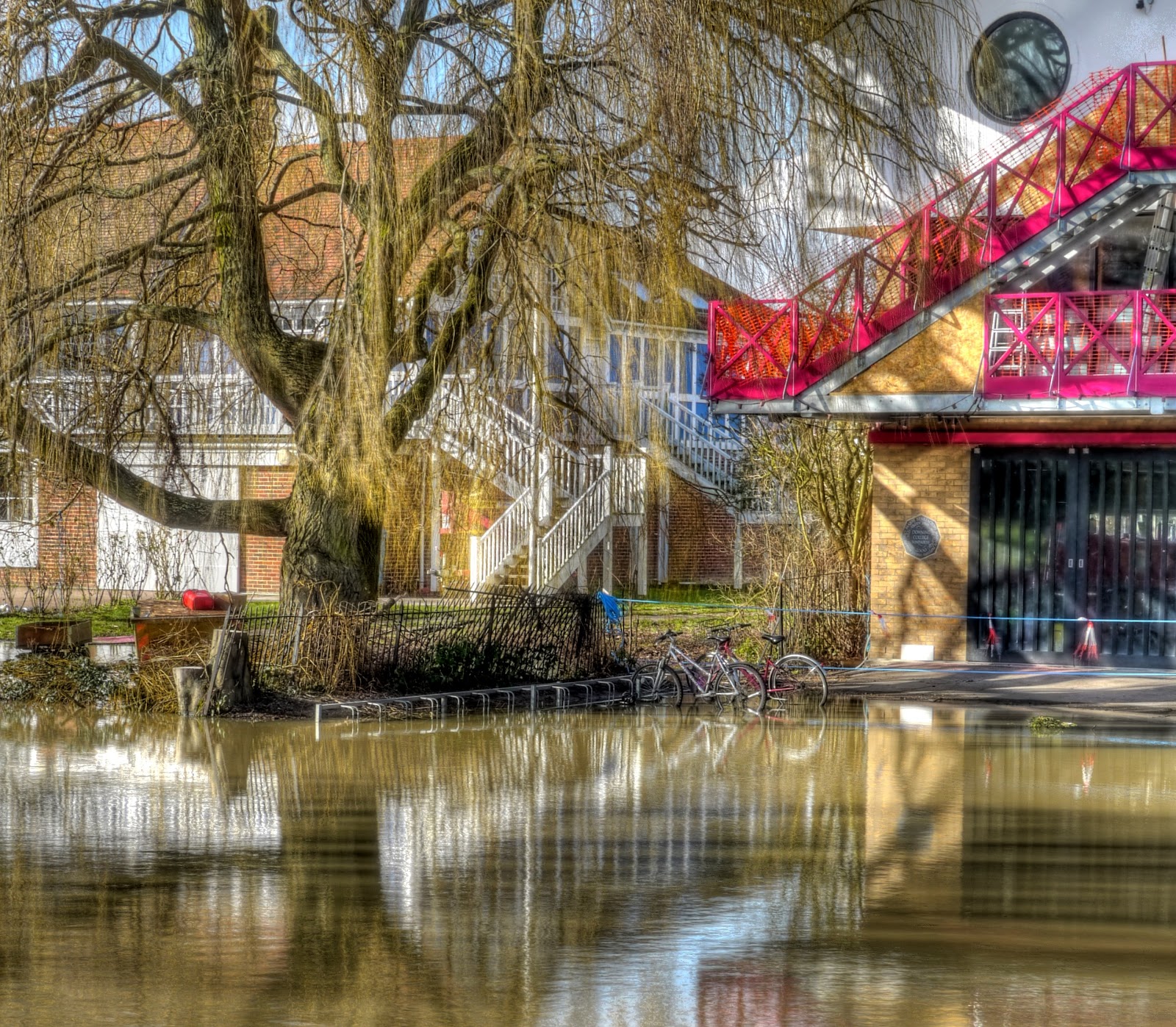 P1050138_39_40_41_42_43_44_tonemapped.JPG