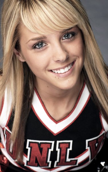 drakesdrumuk: UNLV Hottie Cheerleader Lindsay