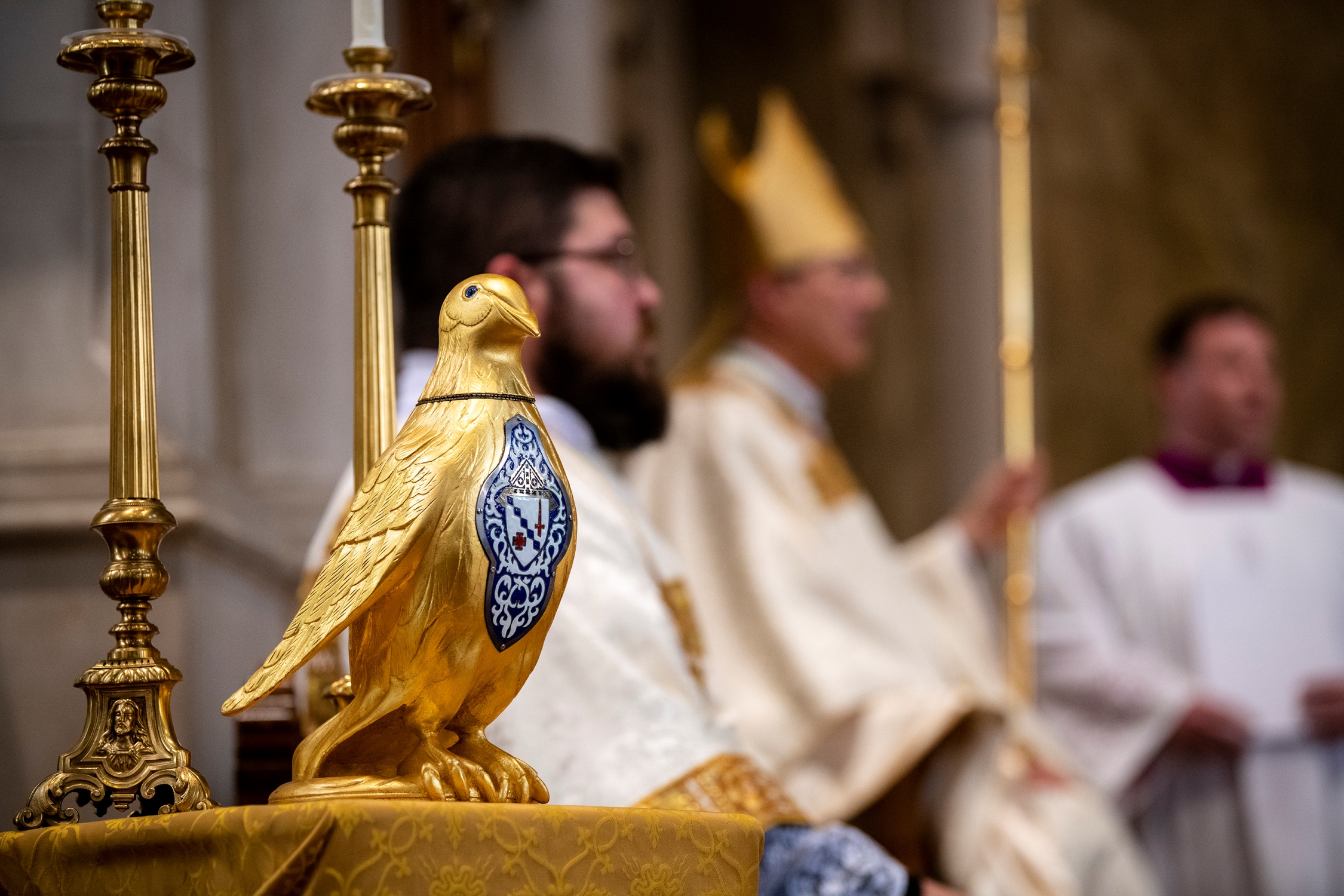 New Liturgical Movement: A New Chrism Ampulla for the Diocese of Birmingham