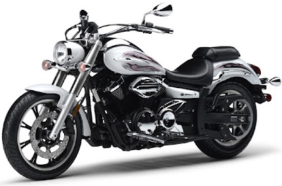 2010 Yamaha V-Star 950 Picture