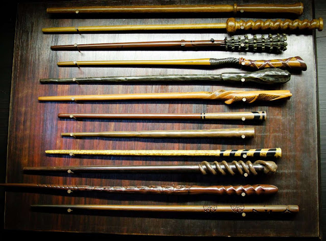 Showing set of wands in different colours and sizes