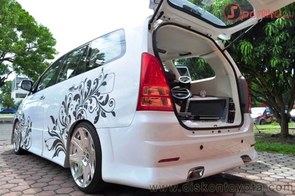 Gambar modifikasi  avanza veloz ceper all new ala jdm drag 