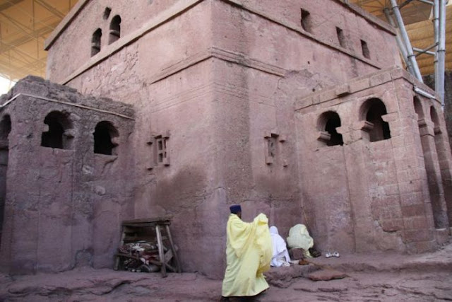 Iglesias talladas en la roca Lalibela, Etiopía