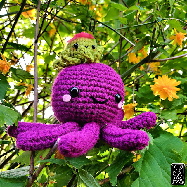 Poulpe violet - Amigurumi peluche pieuvre - Unique piece - crochet plush octopus purple cute mignon kawaii Saya's Art