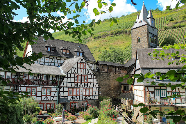 Middle Rhine River Germany geology cruise trip Bacharach castles history Remagen UNESCO world heritage area copyright RocDocTravel.com