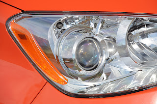 Cars.com calls out Consumer Reports over Toyota Prius C verdict