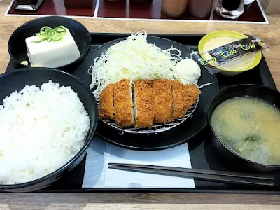 松のや得朝ロースかつ定食