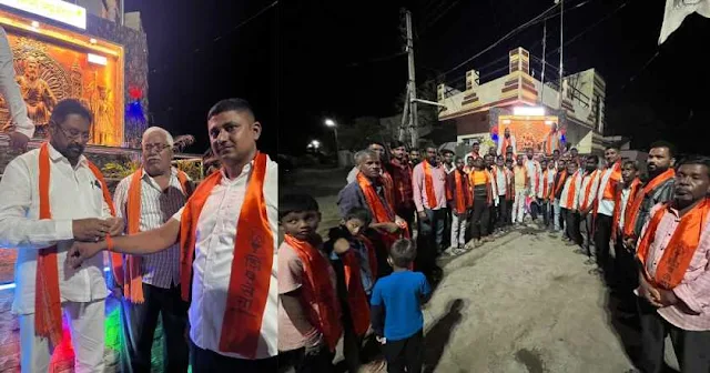 संजय देरकर यांच्या नेतृत्वाखाली मंदर येथे शिवसेनेची शाखा पुनर्गठीत!
