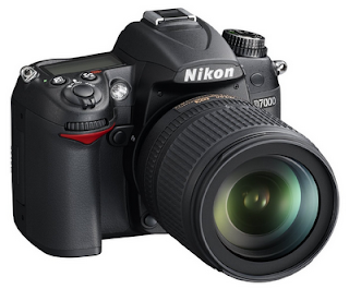 Nikon D7000 christmas deals-18-105mm-Len