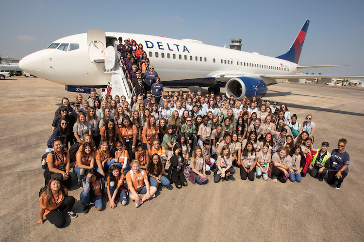 All-Female Delta Crew Flew 120 Young Women To NASA