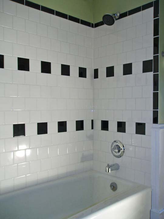 Black and White Bathroom Tile Ideas