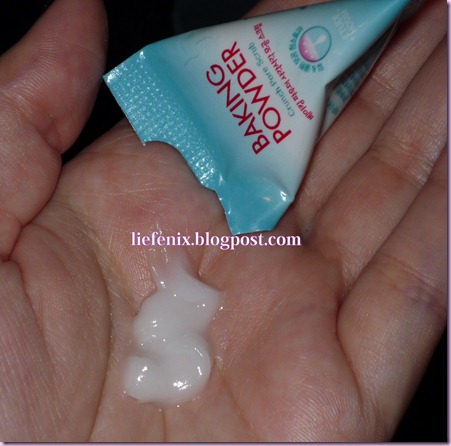 Baking Powder crunch pore scrub4