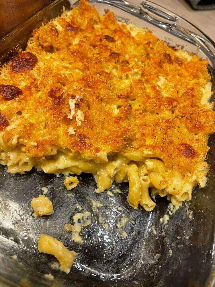 Southern Style Baked Macaroni and Cheese