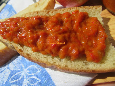 Ajvar iz mamine bilježnice