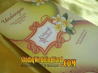 http://www.shidiqweddingcard.com/2015/11/mq008.html