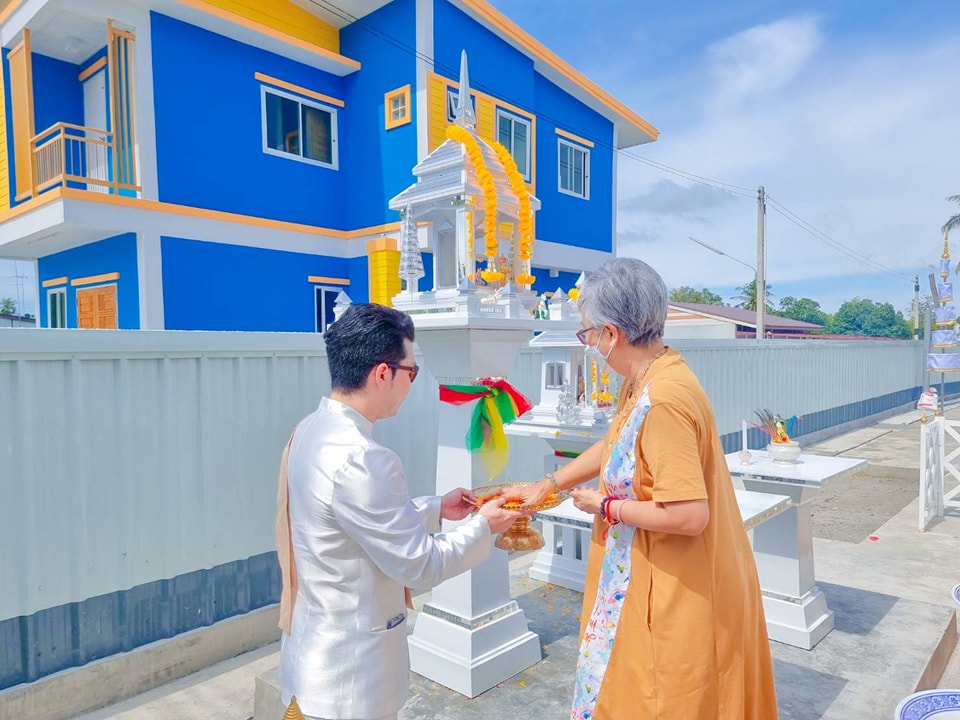 พิธีบวงสรวงตั้งศาลพระภูมิเจ้าที่ บริษัท วสุวัตน์ จำกัด สเตนเลสสตีล พรีเมี่ยม เวิร์ค