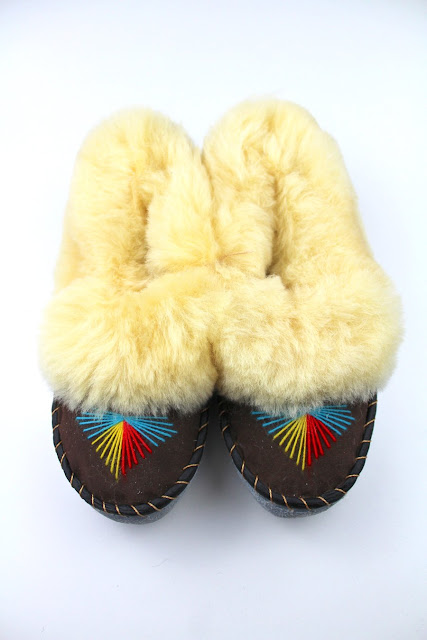 slippers 