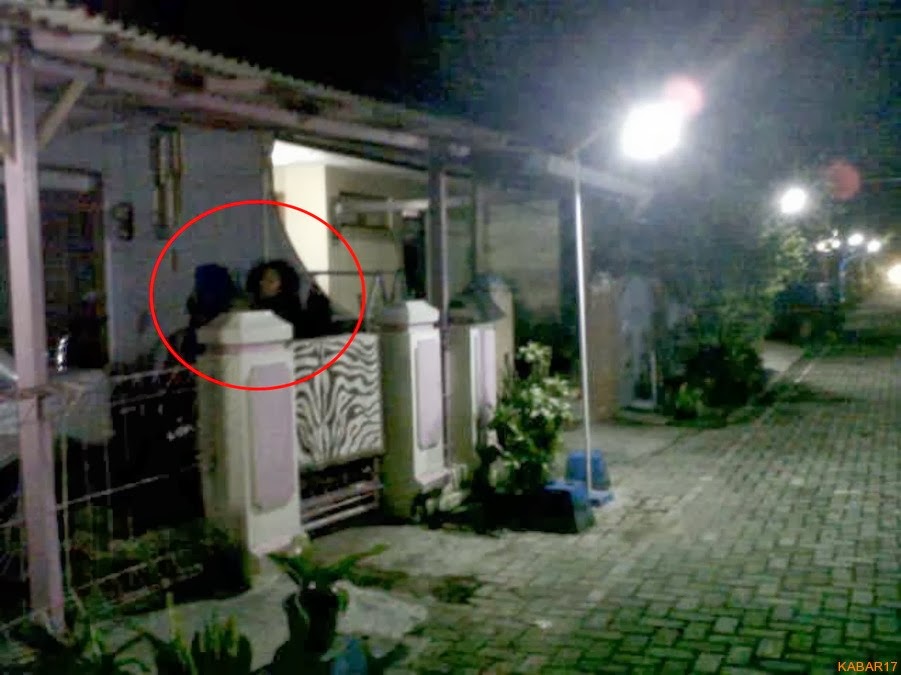 Foto gambar penampakan Hantu setan pocong kuntilanak 