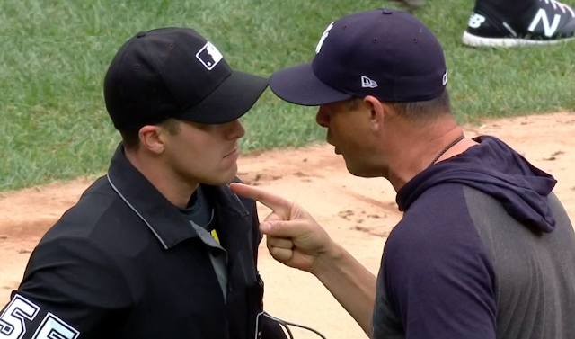 Aaron Boone ejected, dresses down rookie umpire Brennan Miller vs Rays 7/18/2019