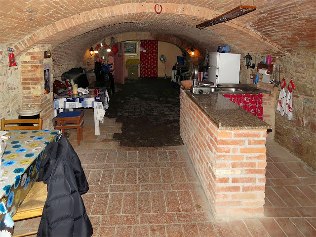 Cantina di Maurizio e Luciano, scali Novi Lena, Livorno