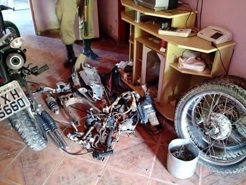 Polícia prende quadrilha de roubo de motos em Santo Antônio do Jacinto, MG