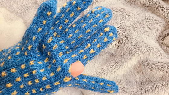 初めての手袋【Dotsgloves】 | ～もりうた～