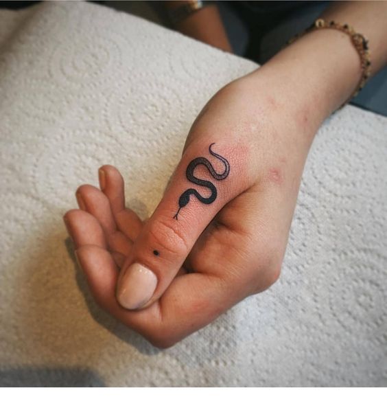 165 Best Finger Tattoo Symbols And Meanings 2019 Designs