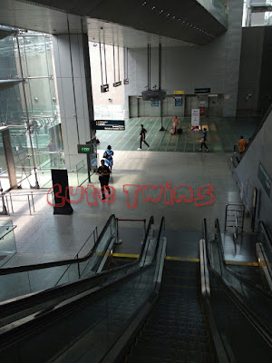 menuju loket MRT Bandara Changi