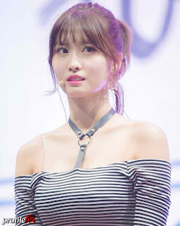 Cute Images of Twice Momo