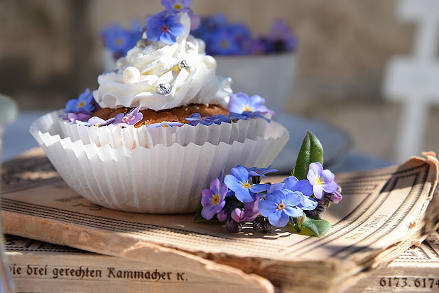 Blütendekoration für Cupcakes,