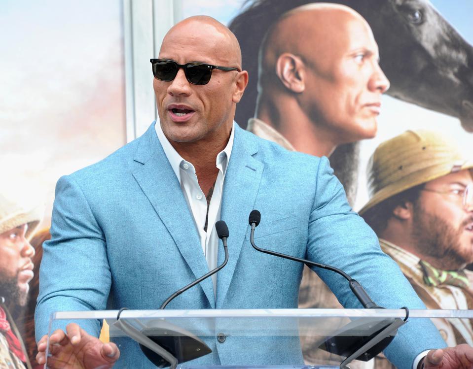 Dwayne 'The Rock' Johnson Beli XFL Tidak Menjamin Keberhasilan Liga