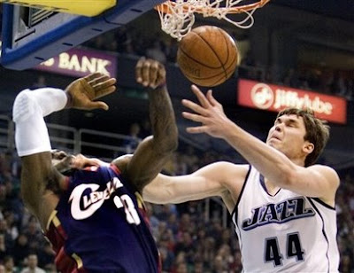 lebron james posterized