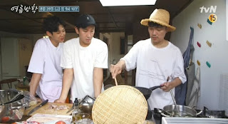 bintang tamu guest star variety show our little summer vacation lee sun kyun dan park hee soon