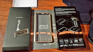 Isi dalam Box Bumper Sony Xperia M5