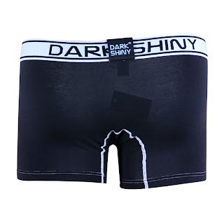 DARK SHINY（ダークシャイニー）メンズボクサーパンツ　プレーンカラー　ブラック　商品画像バックの写真