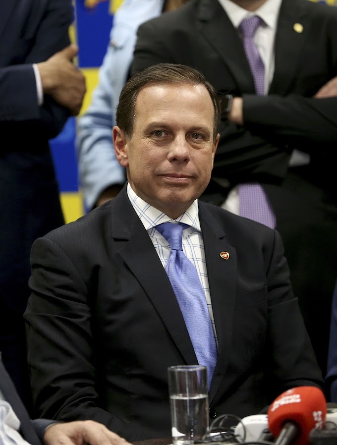 Doria sanciona imposto para Netflix e veta isenção para igrejas