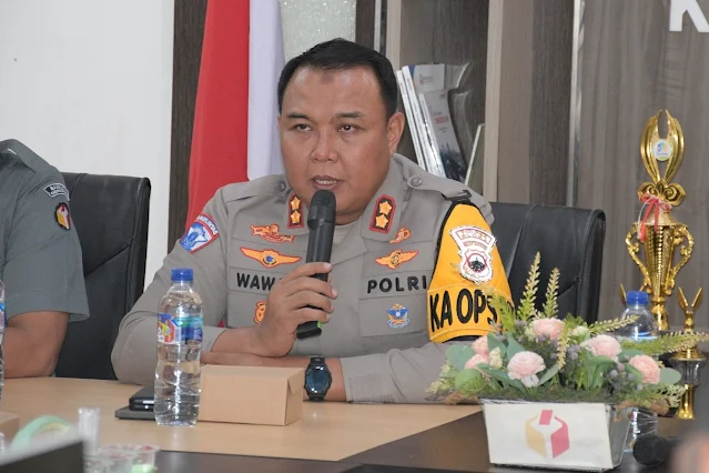 Kapolres Blora, AKBP Wawan Andi Susanto, menyampaikan bahwa ketidaknetralan ASN, TNI, atau Polri dapat memicu gangguan keamanan