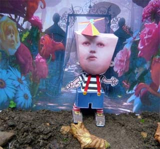 Tweedledee Papercraft