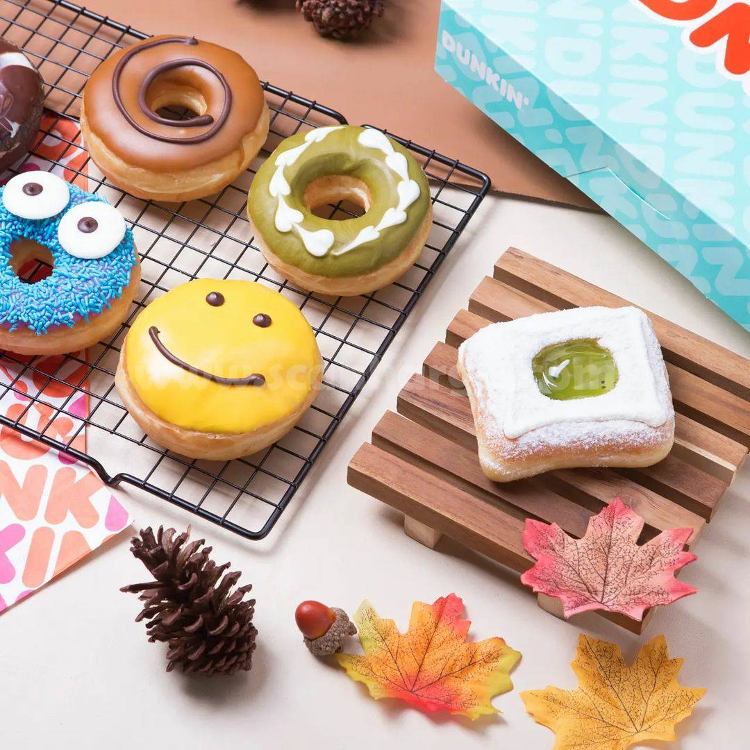 DUNKIN DONUTS Promo 12 Donut Cuma 100Rb via GOFOOD & GRABFOOD