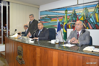 Início da sessão-Presidente da Câmara de Teresópolis, Vereador Cleyton Valentim 