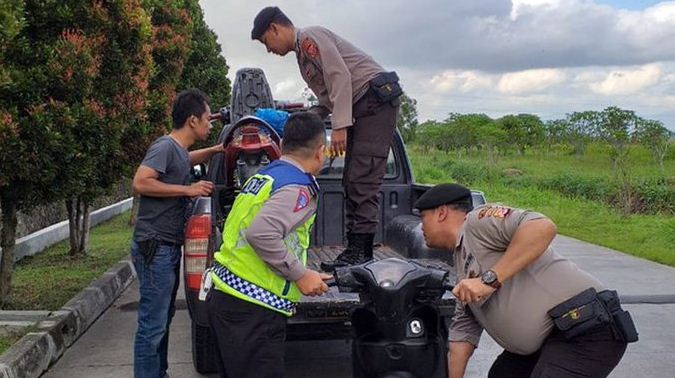 Polisi Angkut Motor Knalpot Bising