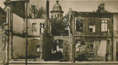 Un Pistrien dans la Campagne d’Orient - Maisons de Giurgiu détruites par l'artillerie allemande installée en Bulgarie, de l'autre côté du Danube