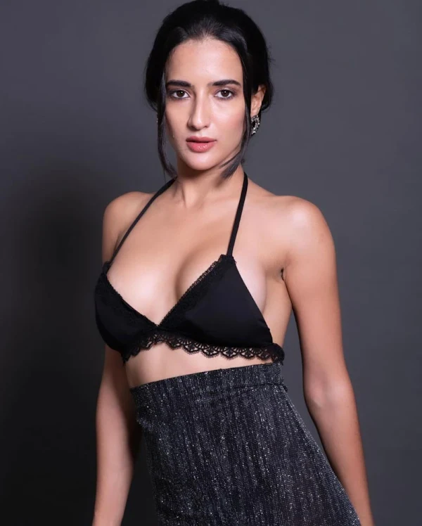 Soundous Moufakir bikini hot splitsvilla