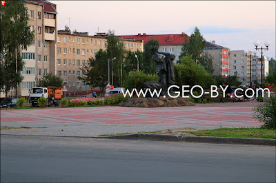 Заславль. Памятник Рогнеда и Изяслав