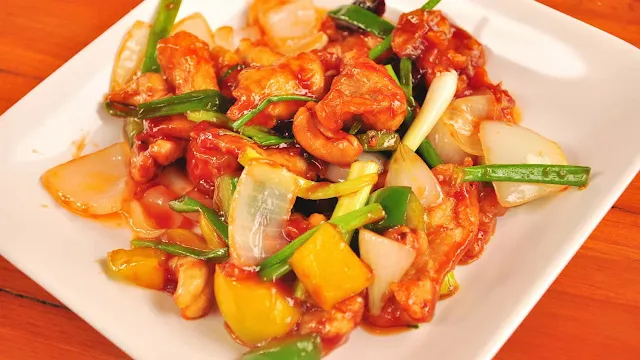 How To Make Scrumptious Cashew Chicken at Home