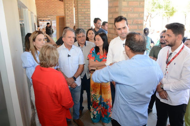 Lucas Ribeiro entrega reforma do Parque Cruz da Menina e visita Centro de Comercialização de Calçados, em Patos